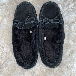 Size 8 womens slippers